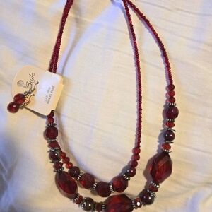 Elegant Red Beaded Necklace Set